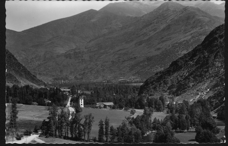 <p>Vista panoràmica de la Guingueta d'Àneu</p>