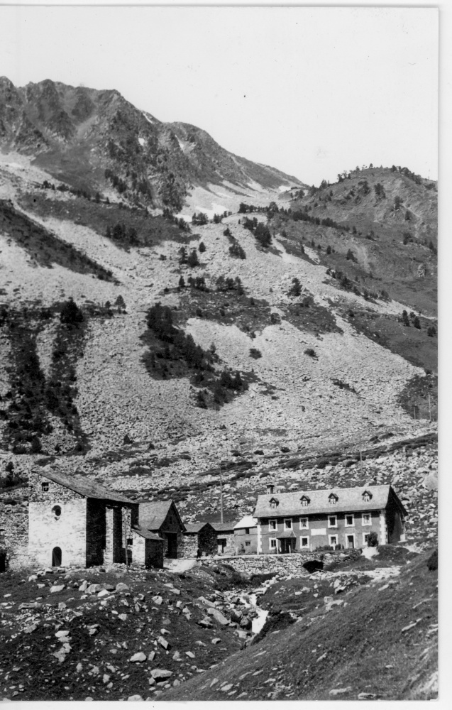 <p>Santuario y Refugio de Ntra Sra de Ares</p>