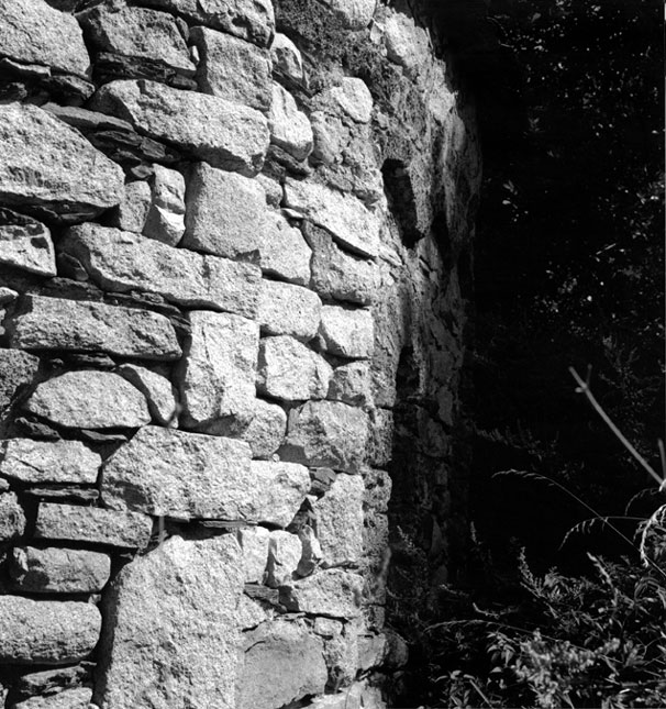 Absis de l'església parroquial de Sant Bartomeu.