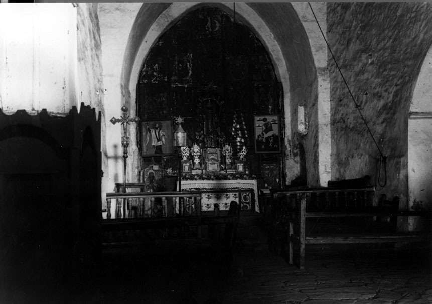 Interior de l'església parroquial dels Sants Just i Pastor.