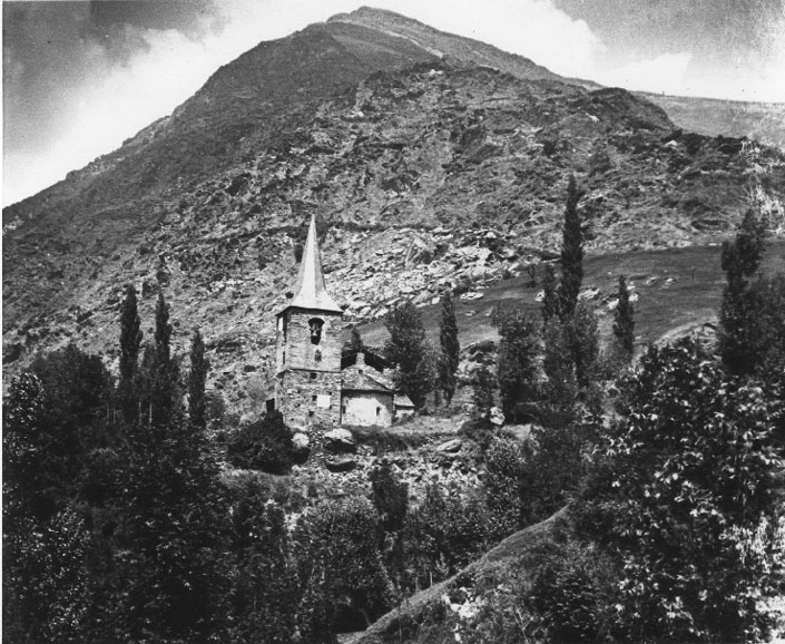 Vista general de l'església de Sant Llorenç.