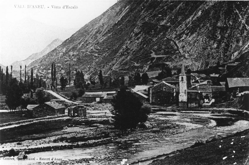 Vista d'Escaló, abans de desviar el riu. Transport fluvial de fusta.