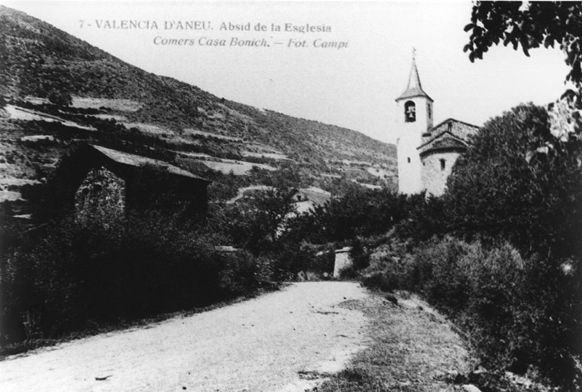 Entrada a València i església de Sant Andreu.