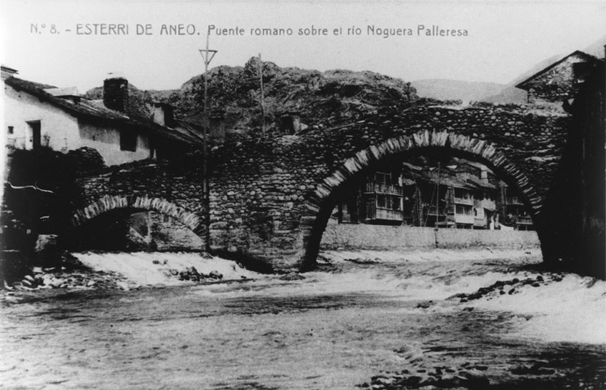 Pont sobre la Noguera Pallaresa a Esterri.