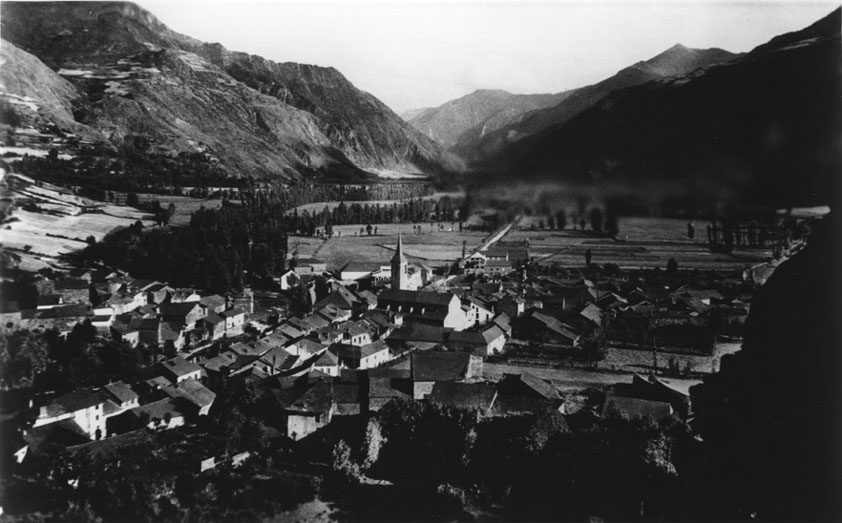 Vista general d'Esterri.