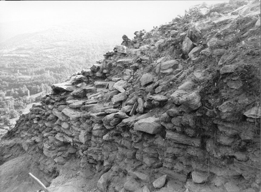 Cara est del Castell de València.