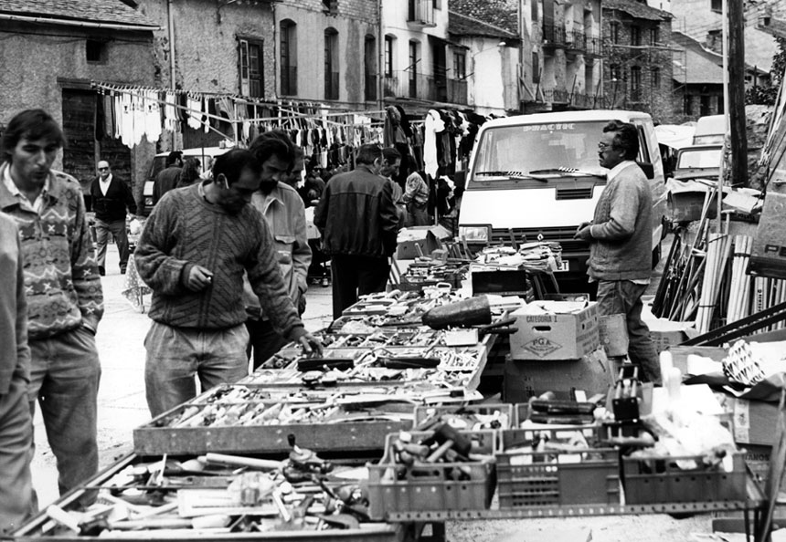 Fira de Sta Teresa. Parades a l'Areny.