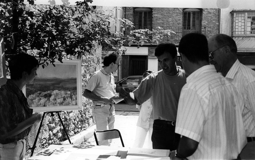 Primera Fira d'Art del Pallars Sobirà. Personatges: Miquel Seguer, la seva dona Ramona Moreno i Joan Civat.