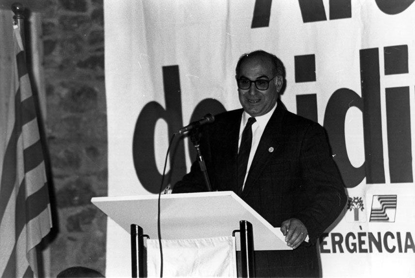 Campanya electoral de Convergència i Unió, al paller de Casa Gassia. Amb la participació del Sr. Joan Civat.