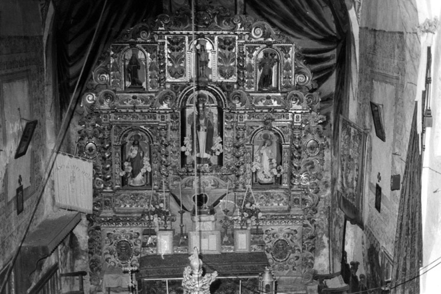 Retaule barroc de l'església parroquial de Sant Pere de Jou.