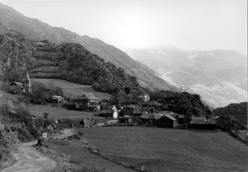 Vista general d'Isavarre.