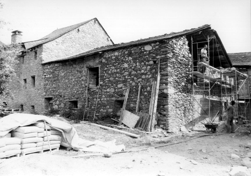 Obres de restauració de Casa Gassia. 