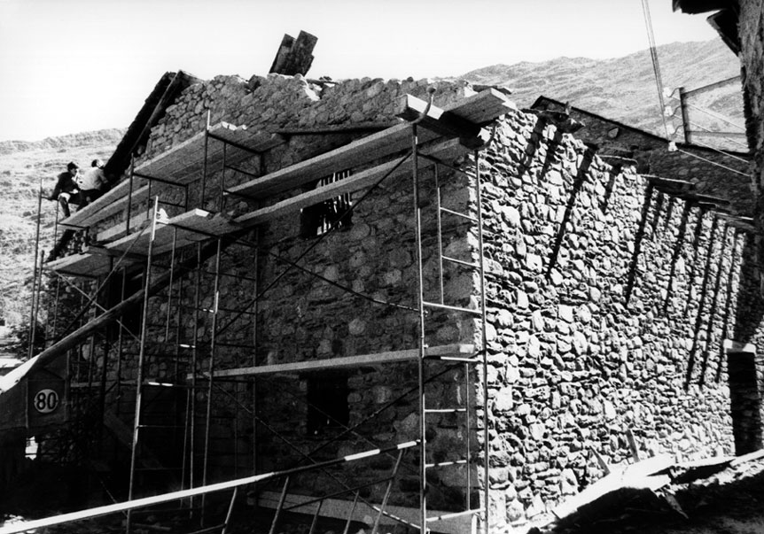 Obres de restauració de Casa Gassia. 