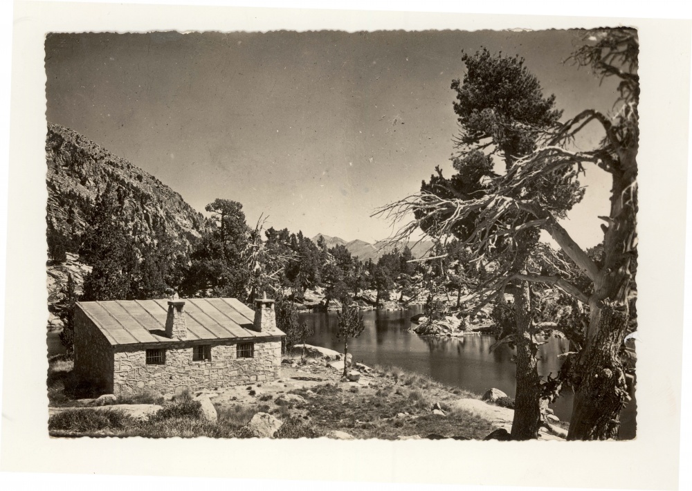 <p>Valle de Peguera Refugio José Mª Blanc y Lago Tort</p>