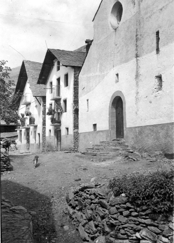 Plaça de l'església.