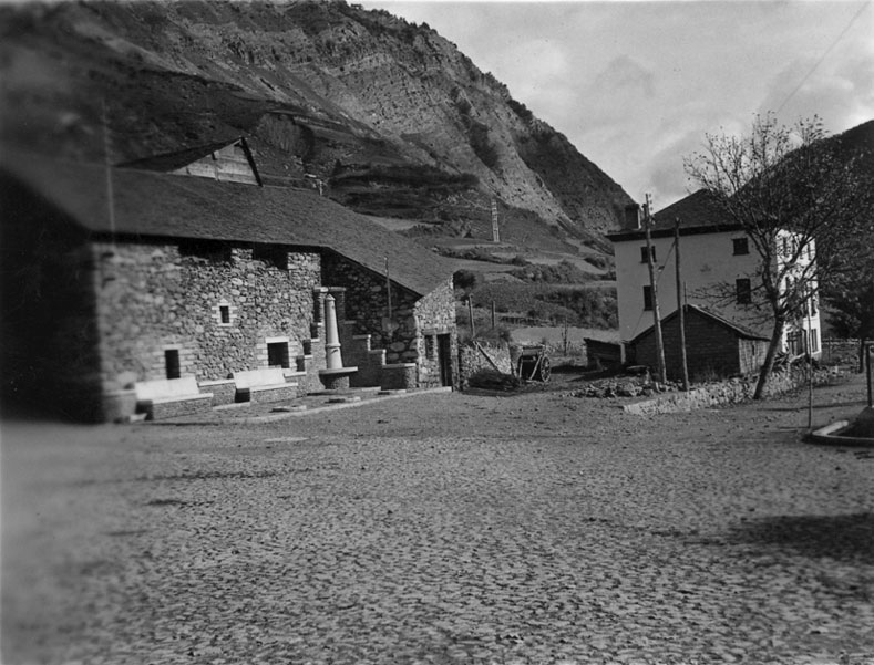 Vista de l'entrada a Espot.