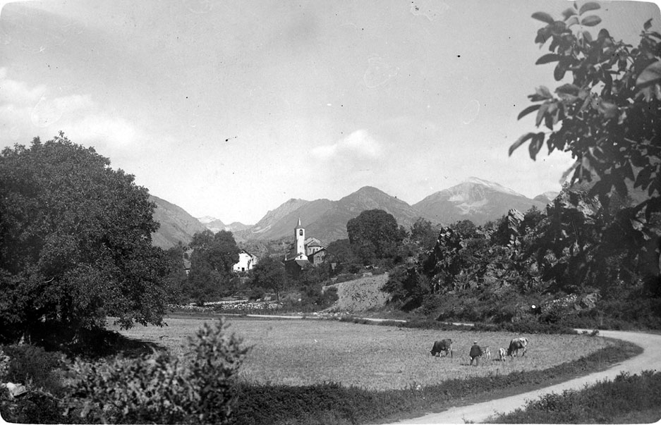 Vista general de València d'Àneu.