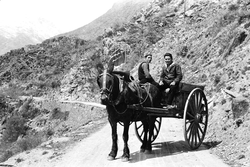 Camí d'Isavarre amb carro.