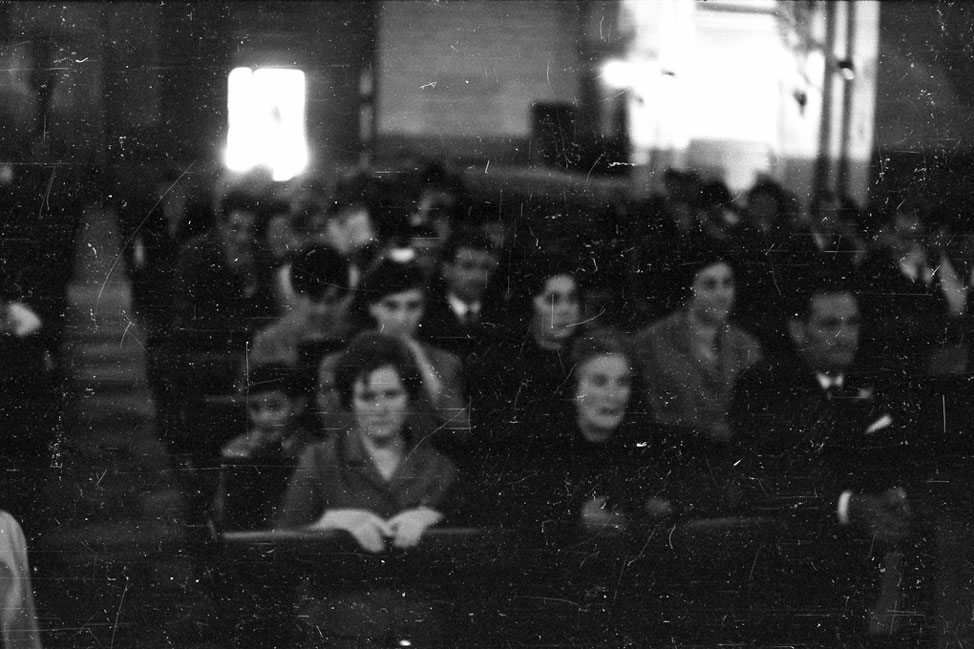 Casament de Ramón Solé i Pilar Roquet a l'església de la mare de Déu de Vall de Flors.