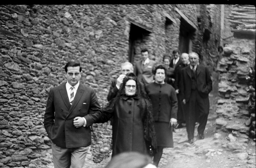 Casament de Joan Civat amb Teresa Feu, a l'església de Sant Esteve d'Araós.