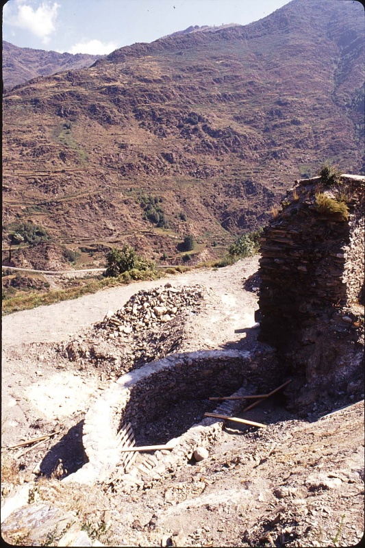 <p>Excavacions al Castell de València d'Àneu</p>