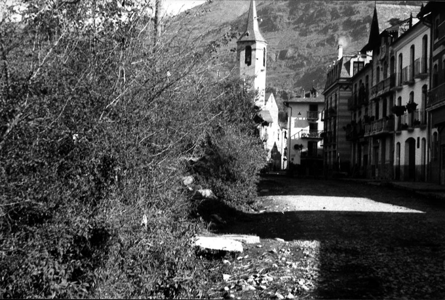 Carrer Major d'Esterri.