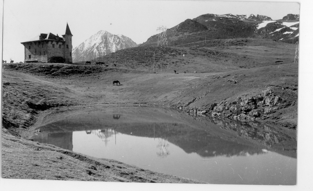 <p>Chalet y Pico de la Bonaigua</p>