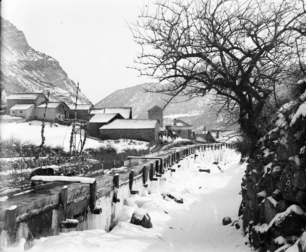 Canalització serradora.