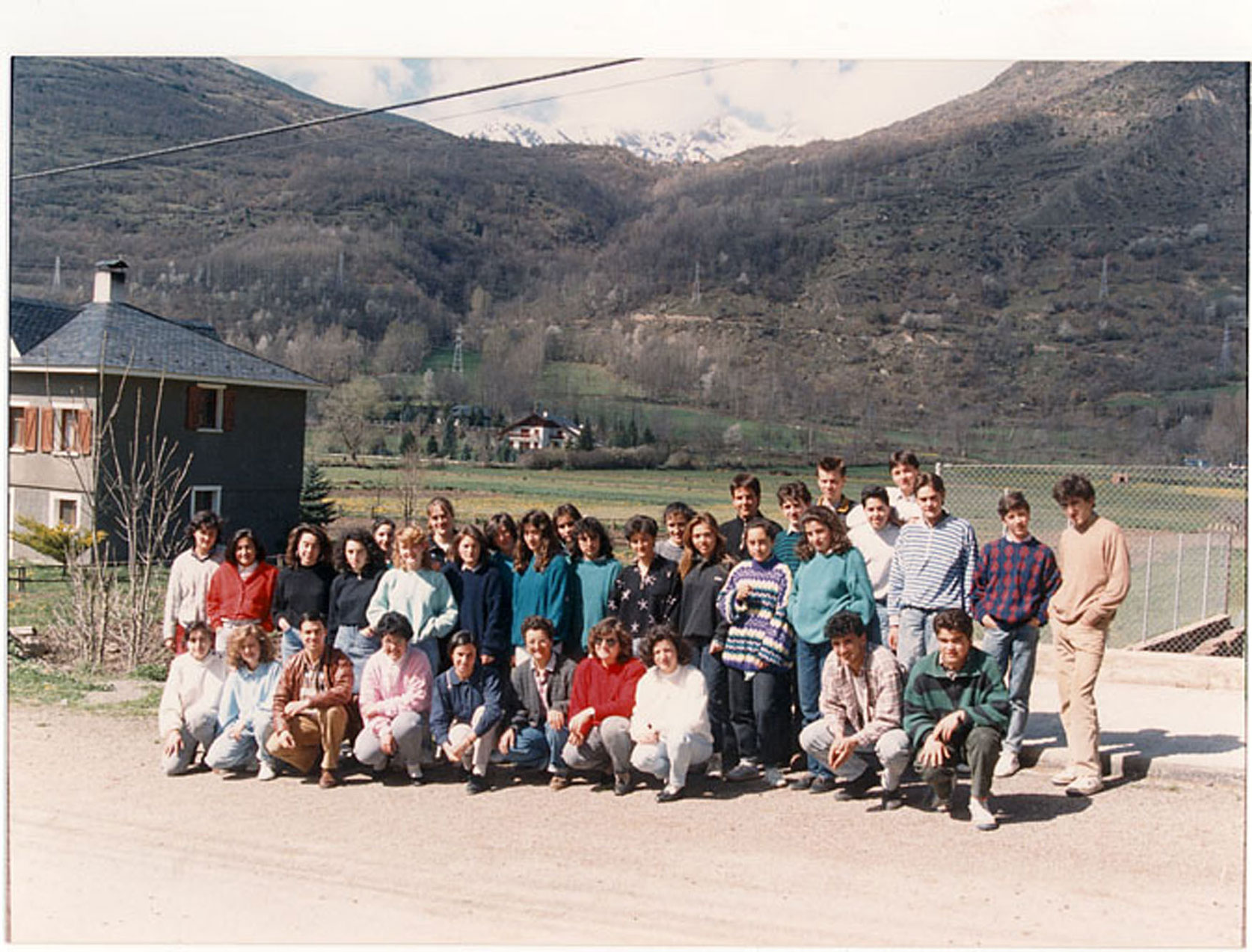 Cursos 1987-1988 de l'institut d'Esterri.