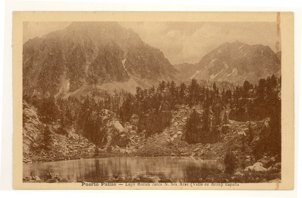 <p>Puerto Pallás, Lago Redun cerca N. Sra Aras (Valle de Arán) España</p>