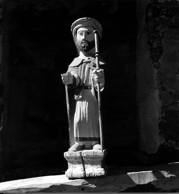 Talla a l'interior de l'ermita de Sant Jaume.