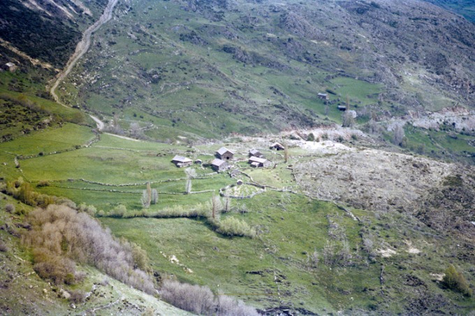 Paisatge des del faro sense falla.