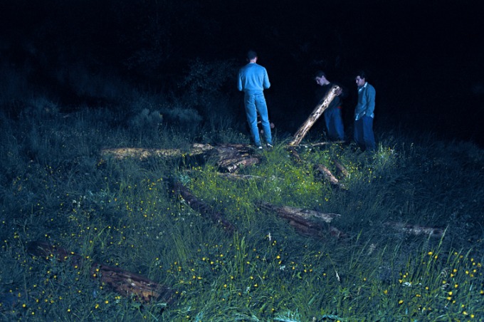 <p>Preparació de les falles per al descens</p>