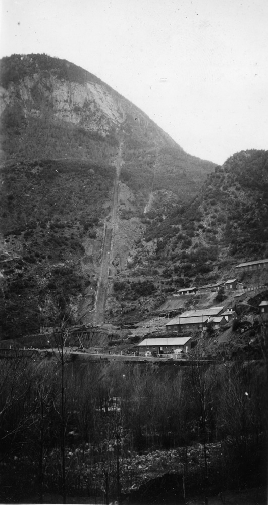 Bajada de tuberías y barracones