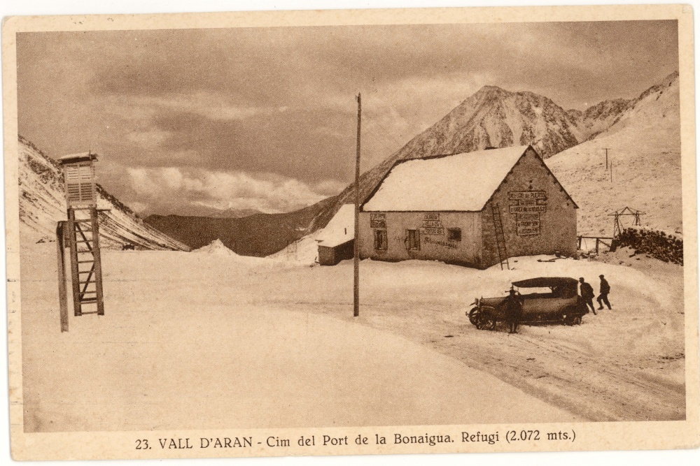 <p>Cim del Port de la Bonaigua. Refugi (2072 mts)</p>